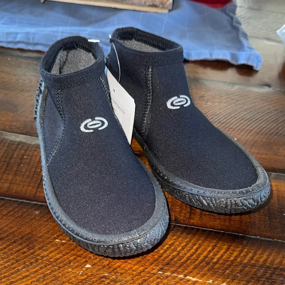 Okespor Aquakid Kids Black Water Shoes style 7040 eur 35/36 US 3.5-4.5